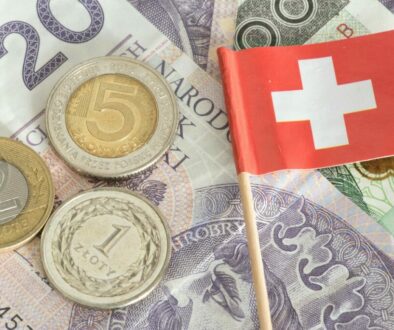 Jak zabezpieczyć swoje finanse przy rosnących ratach kredytu we frankach?